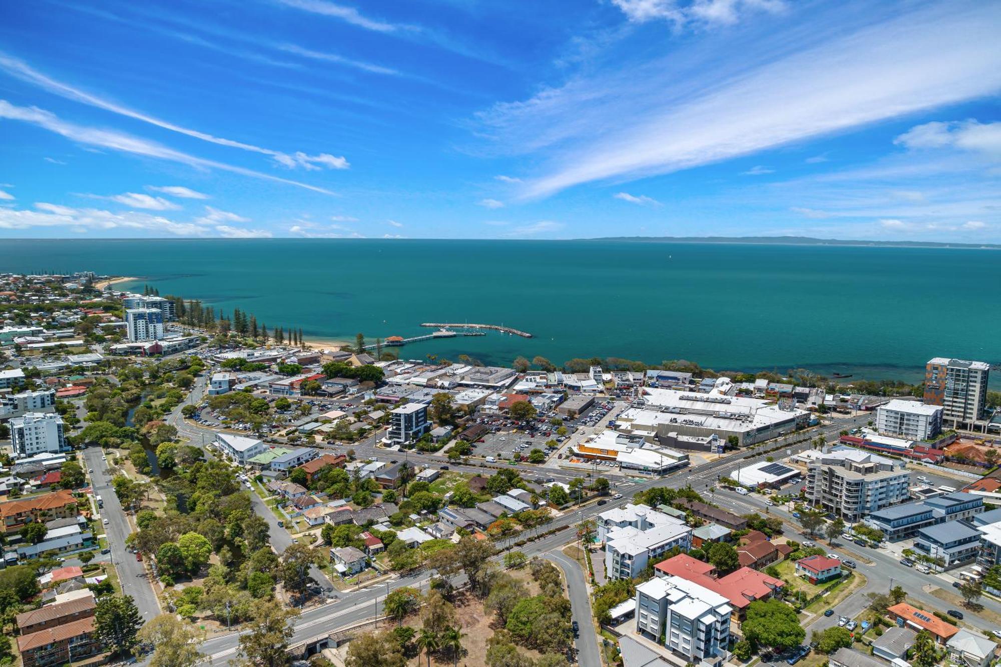 La Vida On Anzac Aparthotel Redcliffe Exterior photo