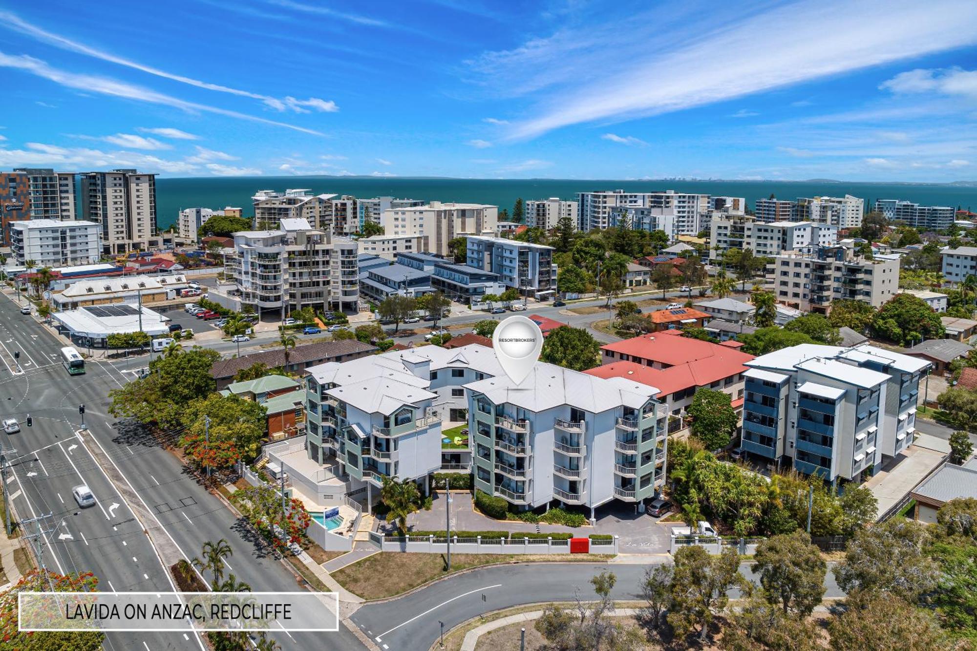 La Vida On Anzac Aparthotel Redcliffe Exterior photo